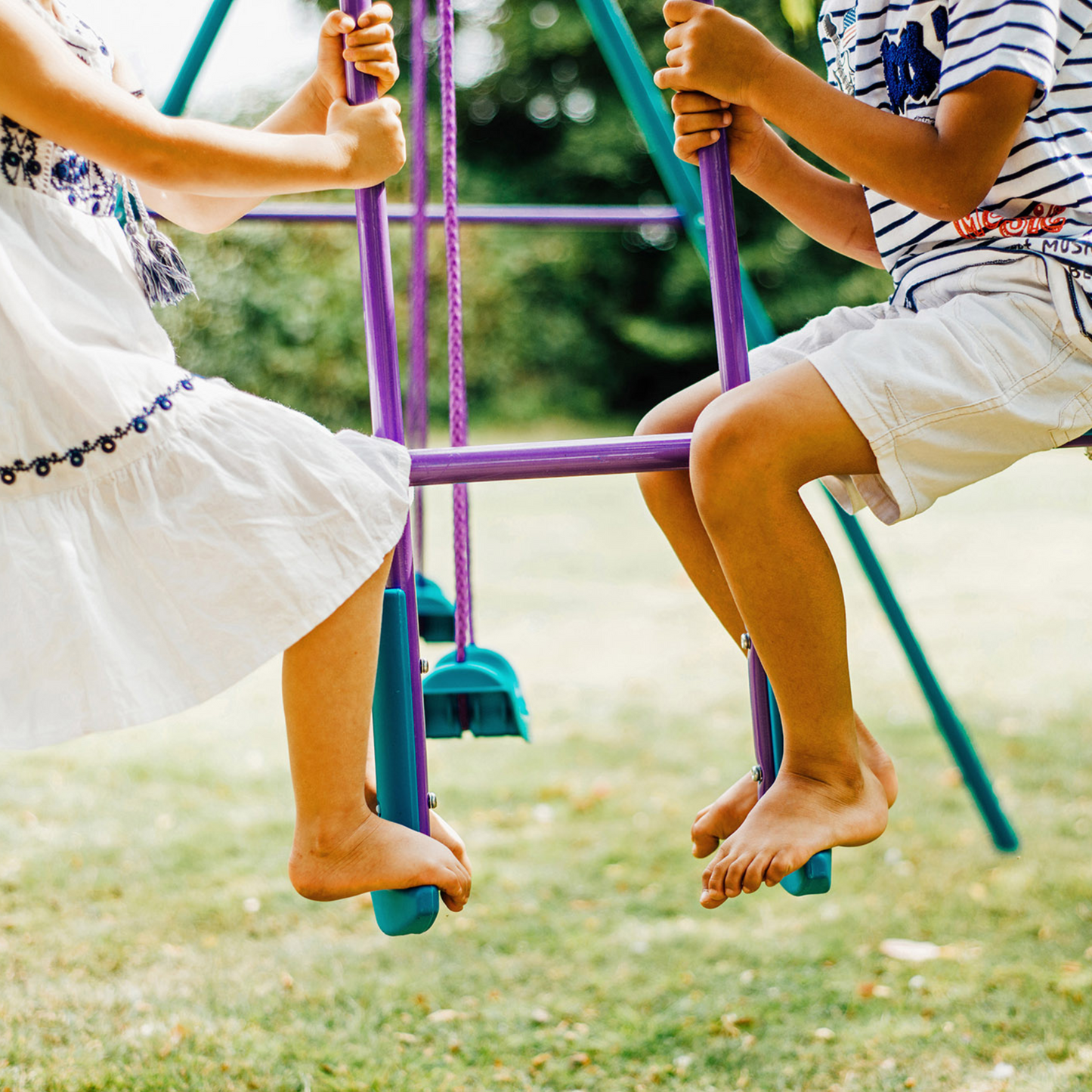Plum Jupiter Double Swing with Glider Set, Easy to Assemble Sturdy Metal Frame with 50kg Maximum Weight Capacity Per Swing, Outdoor Toy Suitable for Children Aged 3 years and Above