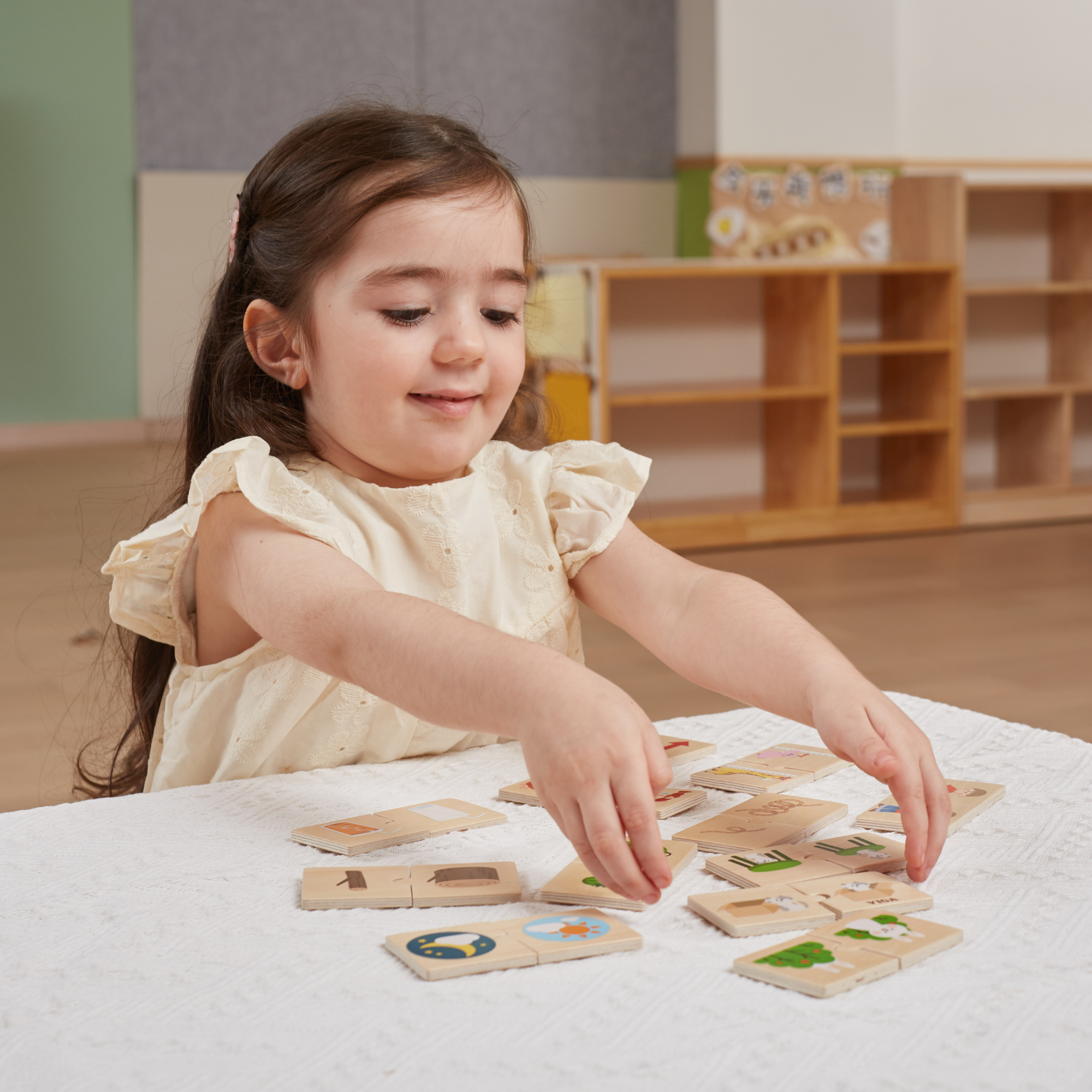 Viga Opposites, 24 Piece Mix & Match Puzzle, Montessori Wooden Toy, Develops Sensory, Cognitive & Fine Motor Skills, Non-Toxic & Eco-friendly Kids Educational Toy, Suitable for Children Aged 18M+