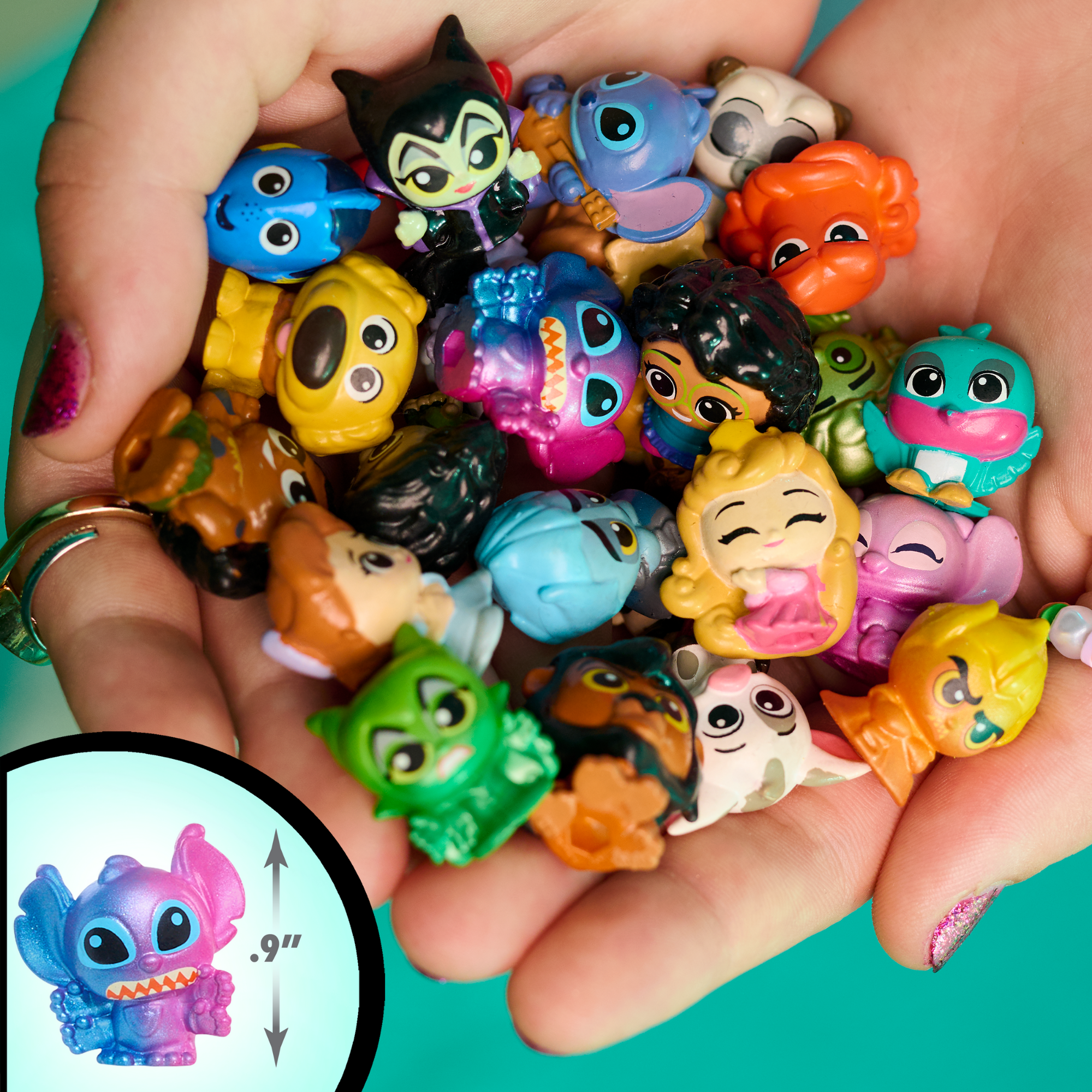 Disney Doorables Squish’Alots Series 3 with 5 Collectible Blind Bag Mini Action Figures, 1 Inch (2.5 cm) Movie Character Toy Figurines, Officially Licensed Kids Toy for Ages 5 & Up by Just Play