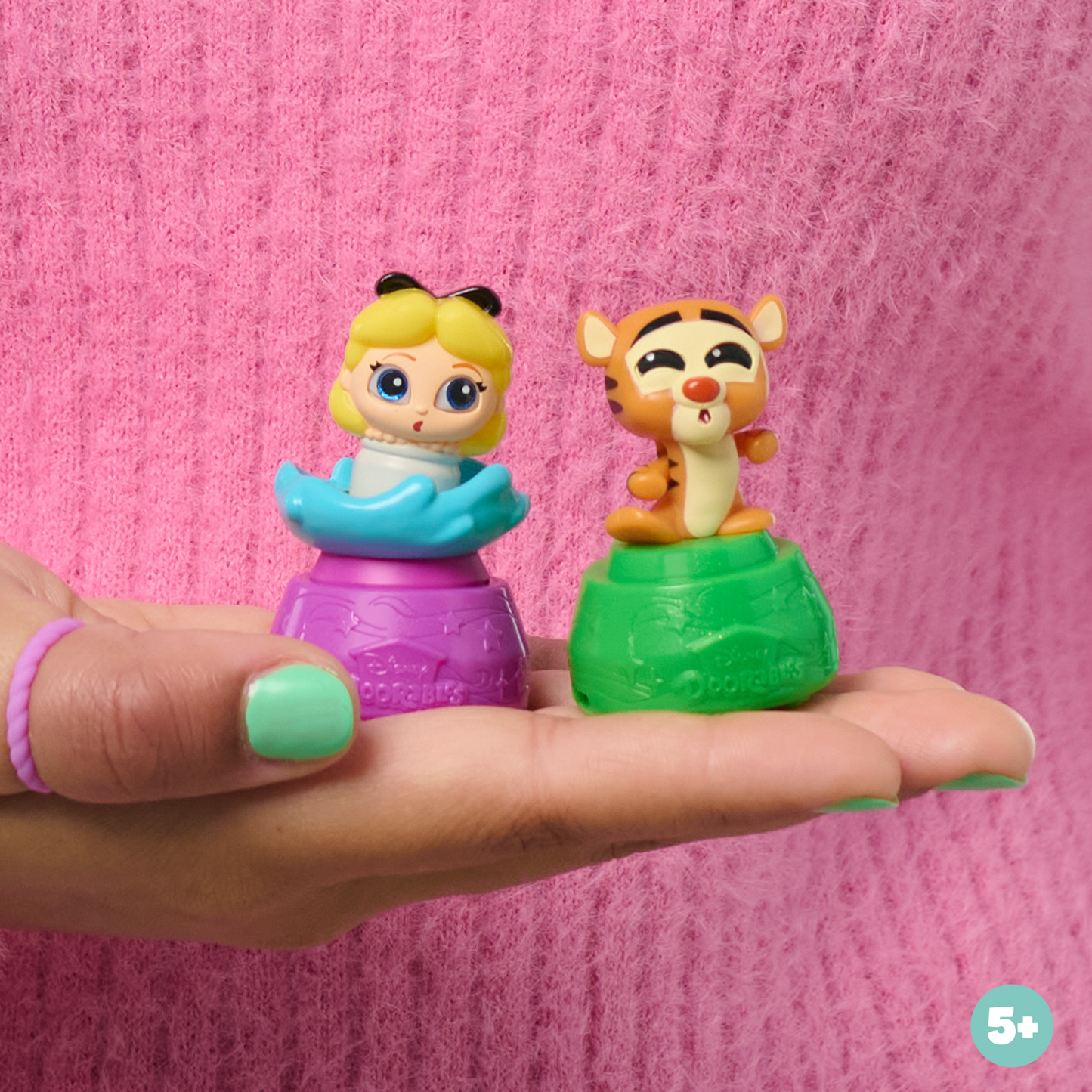 Disney Doorables Micro Motion Capsules Series 1 Features 1 of 12 Collectible Mini Animated Action Figure, 1.5 Inch (3.8 cm) Toy Figurine, Officially Licensed Kids Toy for Ages 5 & Up by Just Play