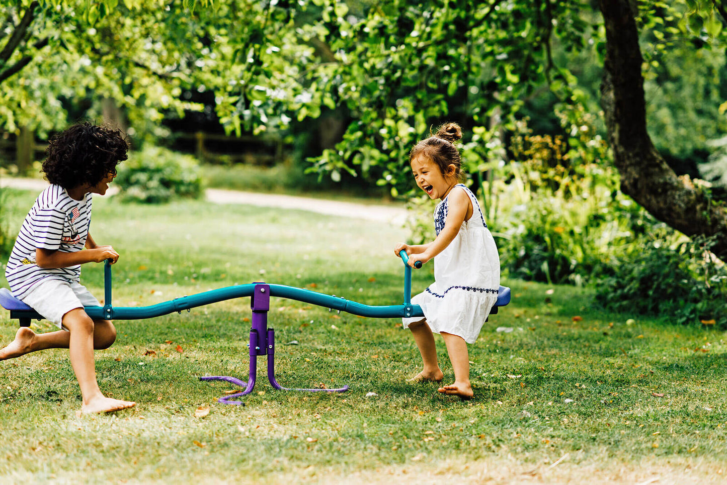 Plum Rotating Metal See Saw, 360° Rotation, Easy to Assemble Sturdy Metal Frame Design with 50kg Maximum Weight Capacity, Outdoor Toy Suitable for Children both Boys and Girls Aged 3 years and Above
