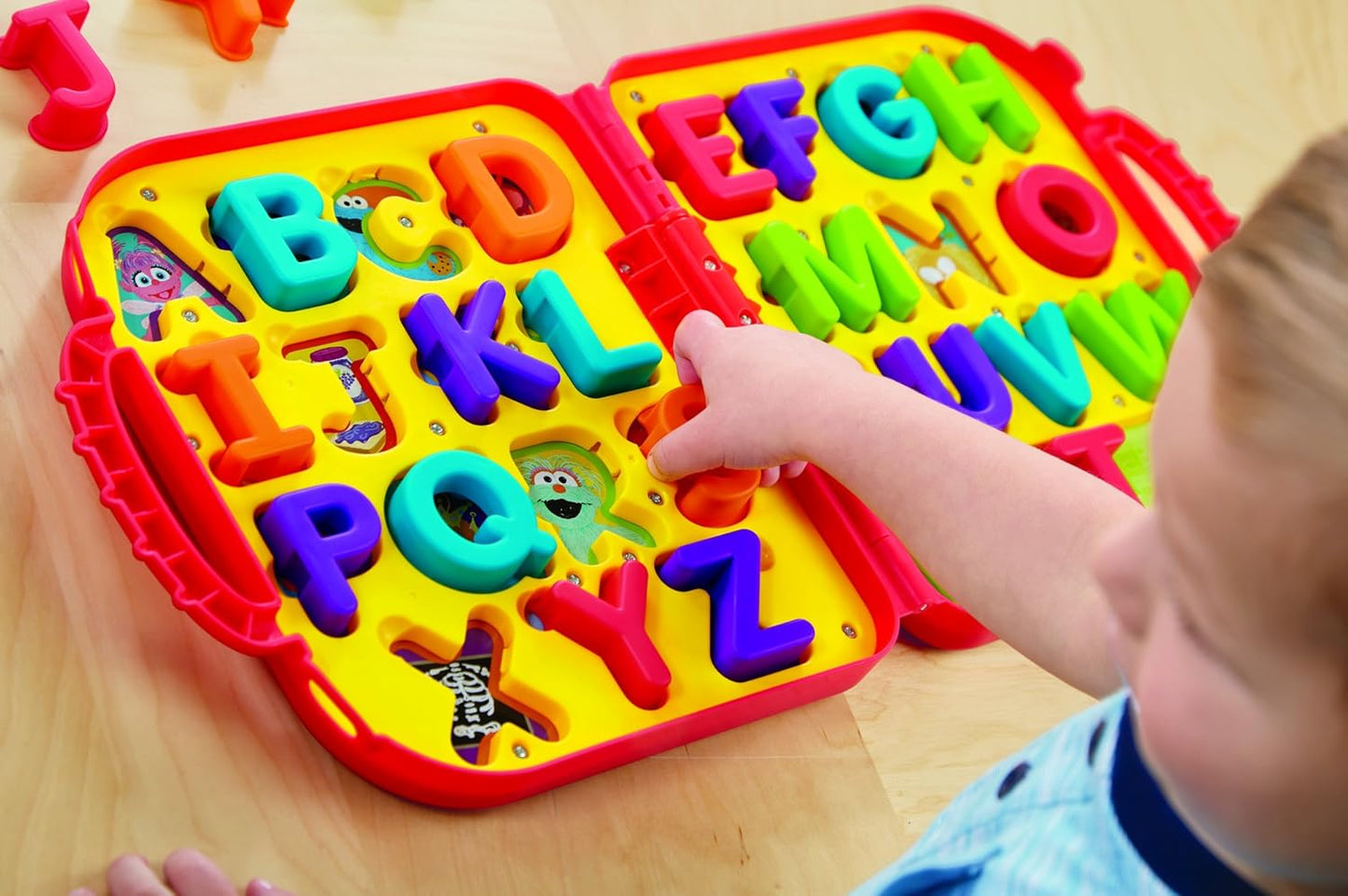 Sesame Street Elmo's Learning Letters Interactive Alphabet Toy, Educational Activity Board Includes 26 Removable Letters and Plays Alphabet Song, Offically Licensed by Just Play for Kids Ages 2 and Up