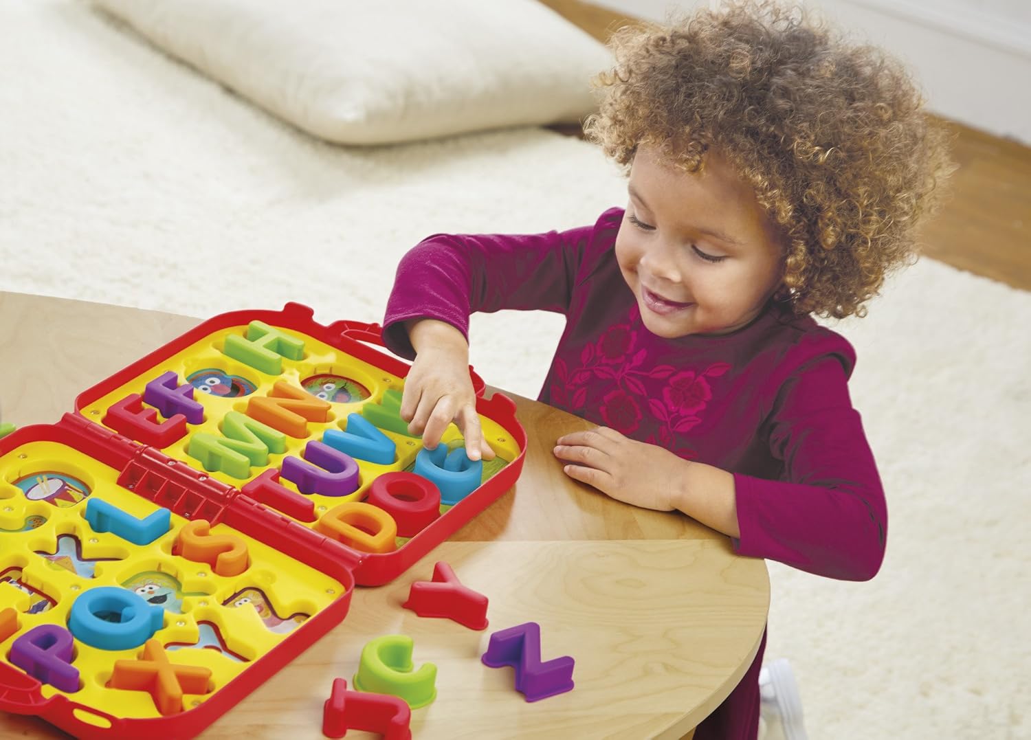 Sesame Street Elmo's Learning Letters Interactive Alphabet Toy, Educational Activity Board Includes 26 Removable Letters and Plays Alphabet Song, Offically Licensed by Just Play for Kids Ages 2 and Up