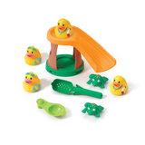 Step2 Duck Pond Water Table, Indoor and Outdoor Toy Water Table with 6 Piece Accessories Include Ducks and Frog, STEM Toy and Activity Centre, Suitable for Kids both Boys and Girls Aged 1.5+