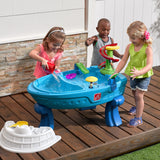 Step2 Fiesta Cruise Sand & Water Table, Indoor and Outdoor Sand and Water Table, Sensory Playset, Activity Toy with10 Piece Accessories, STEM Toy and Activity Centre, Suitable for Children Aged 2+