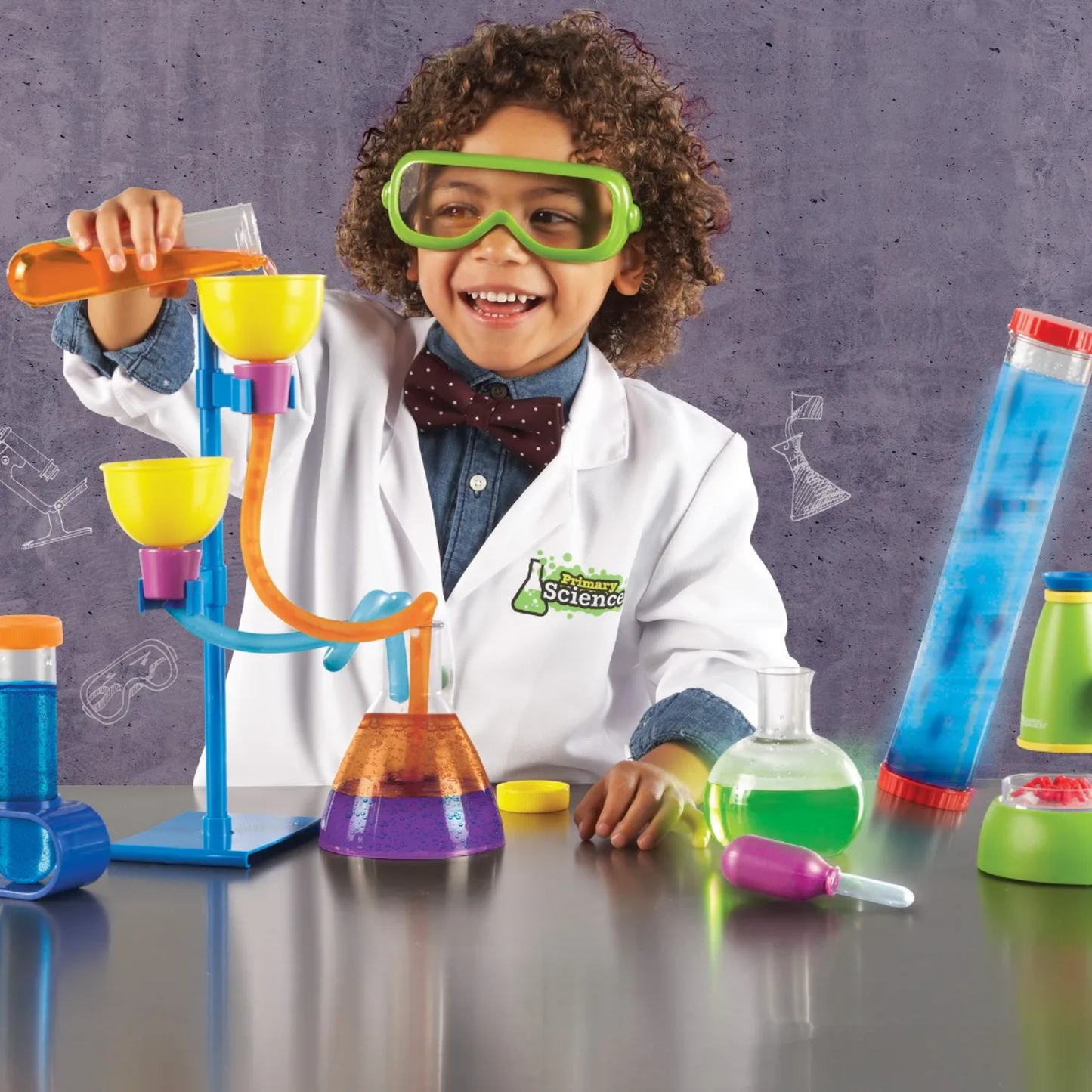 Learning Resources Primary Science Deluxe Lab Set, STEM Learning Kit for Preschool Kids with Realistic Laboratory Tools