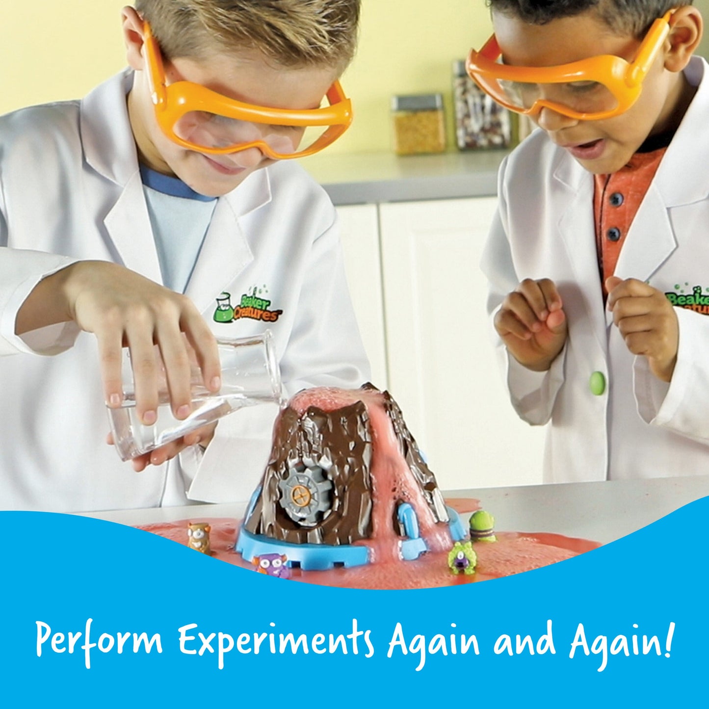 Learning Resources Beaker Creatures Bubbling Volcano Reactor, Science Experiment Kit with Surprise Creature and Activities, Ages 5 Plus