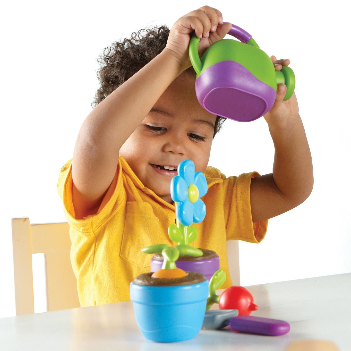 Learning Resources New Sprouts Grow It! Gardening Play Set, Pretend Play Flower and Vegetable Garden Toy, Ages 2 Plus